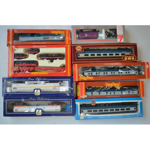 84 - Collection of little used OO gauge Hornby, Lima and Airfix railway coaches, wagons, a 75 Ton Operati... 