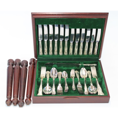 1425 - Canteen of silver plated Kings Pattern cutlery for six place setting