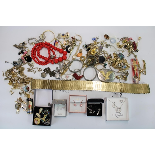 1437 - Selection of costume jewellery incl. silver pendant and earrings sets, cufflinks, beaded necklaces e... 