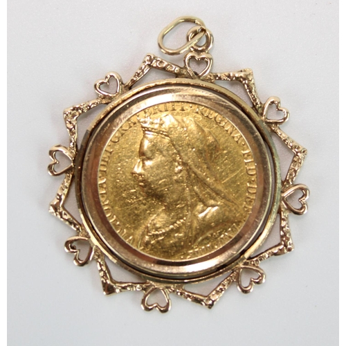 1444 - QV 1897 gold sovereign mounted in later 9ct gold pendant, gross 11.2g