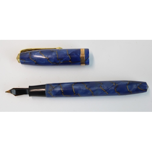 1455 - Conway Stewart 84 fountain pen in blue marbled and gold thread decoration with 14ct gold nib