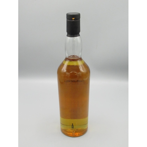 818 - Rosebank 12 year old Lowland Single Malt Scotch Whisky, 43%vol 70cl