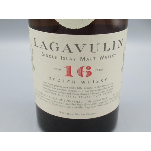 824 - Lagavulin 16 year old Scotch Whisky, 43%vol 70cl