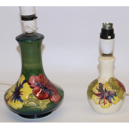 1372 - Two Moorcroft Hibiscus table lamps, H21cm and H26cm (2)