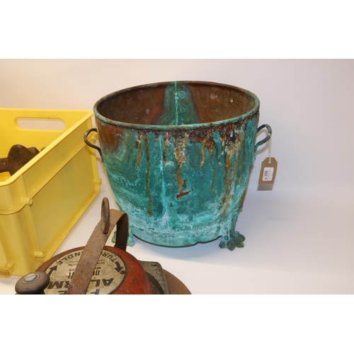 869 - Various metalware, incl. a Verdigris copper log bin with claw feet, H32cm, pair of brass wall light ... 