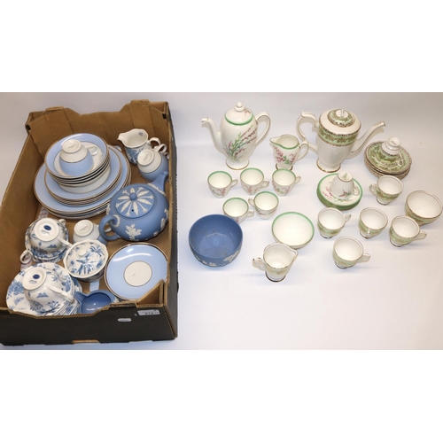 872 - Group of various tea ware, incl. Royal Doulton Bell Heather, Portmeirion Botanic Blue, Wedgwood blue... 