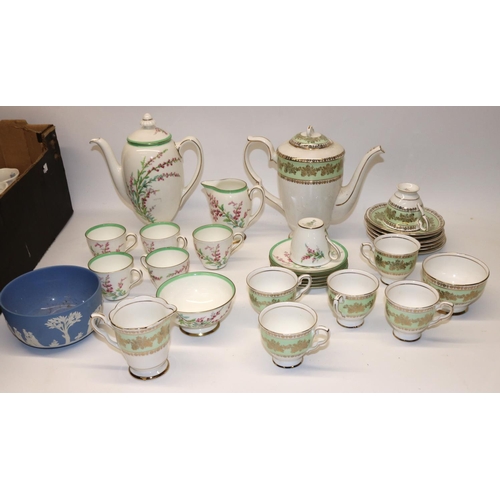 872 - Group of various tea ware, incl. Royal Doulton Bell Heather, Portmeirion Botanic Blue, Wedgwood blue... 