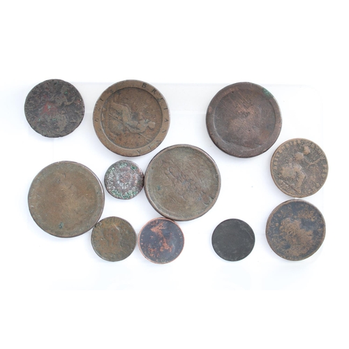 881 - Mixed selection GB copper and bronze, cupro nickel and commemorative crowns incl. two cartwheel penn... 