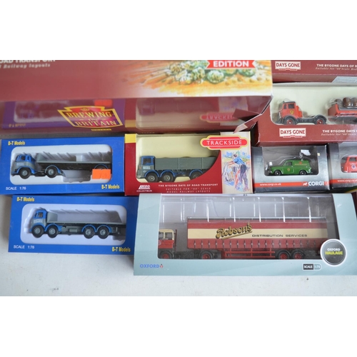 79 - Collection of 26x 1/76 scale (OO gauge suitable) diecast model vehicles to include Lledo and Corgi T... 