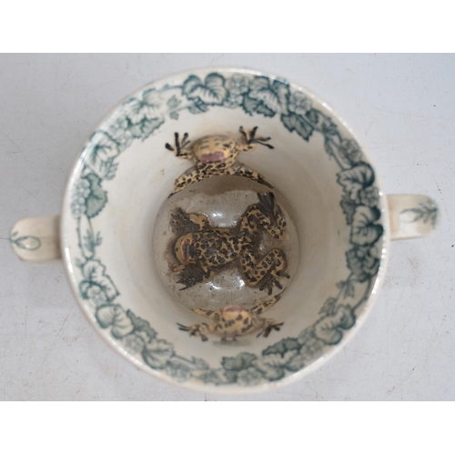 101 - Collection of vintage ceramics to include a Scarborough themed urn with 3 frog figures internally lo... 