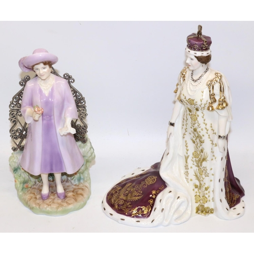 1248 - Royal Worcester for Wheelers of Loughborough figure - Queen Elizabeth The Queen Mother in the garden... 