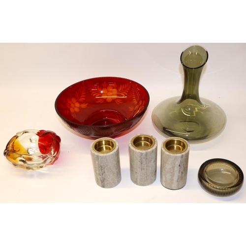 688 - Whitefriars controlled bubble ashtray D10cm, cut glass ruby tinted fruit bowl, other glassware and t... 