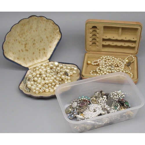 856 - Faux and real pearls, and a collection of costume jewellery brooches