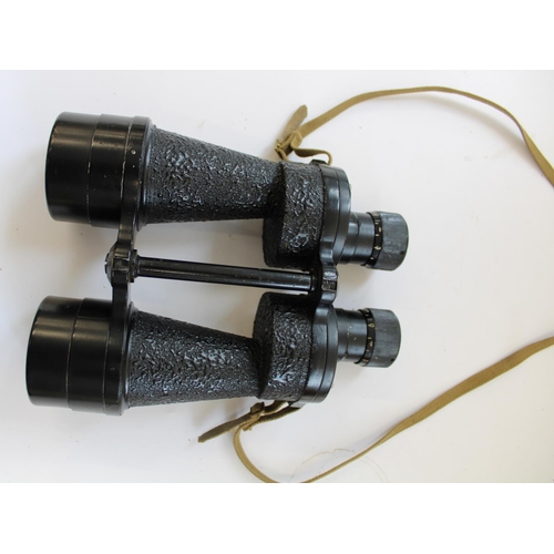 186 - WWII period Ross of London Bino Prism no. 5 Mk IV 7x50 binoculars marked with broad arrow and 1940 d... 