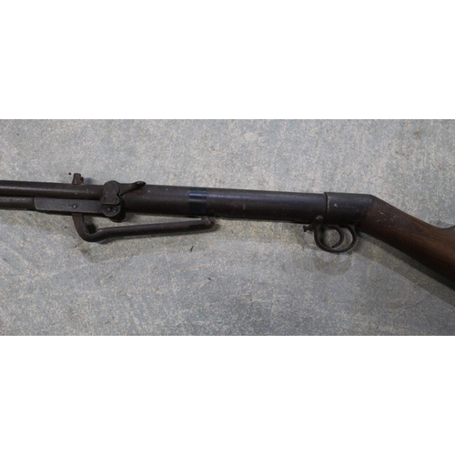 240 - Vintage BSA underlever top load air rifle, no.19697, with three gun trademark, L111cm and an Indian ... 