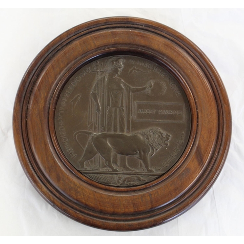 655 - WWI Death Penny in mahogany frame to the family of ALBERT HARDING