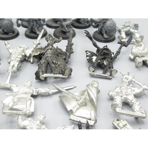 339 - Games Workshop Warhammer Old World and Warhammer 40k models (some partially made) in metal and plast... 