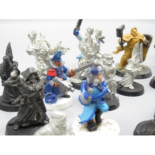 339 - Games Workshop Warhammer Old World and Warhammer 40k models (some partially made) in metal and plast... 