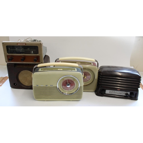 1029 - Bush bakelite radio, two Bush TR82 C radios, Eddystone radio (no top/back plate) and a Kolster Brand... 