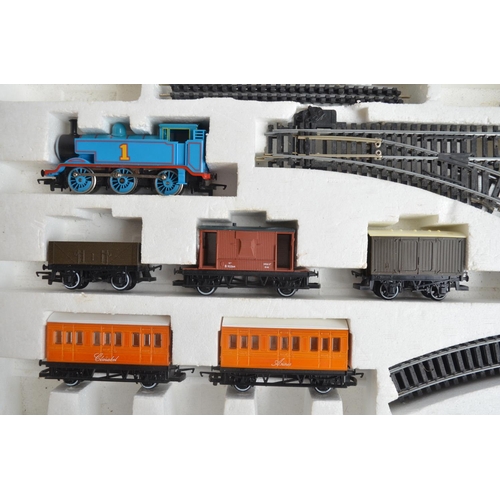 179 - Collection of previously run OO gauge Hornby railway models   to include Thomas The Tank Engine set,... 