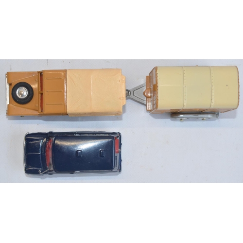 207 - Corgi Toys Gift Set No2, Land Rover with Pony Trailer (Pony missing, no cardboard insert), box and v... 