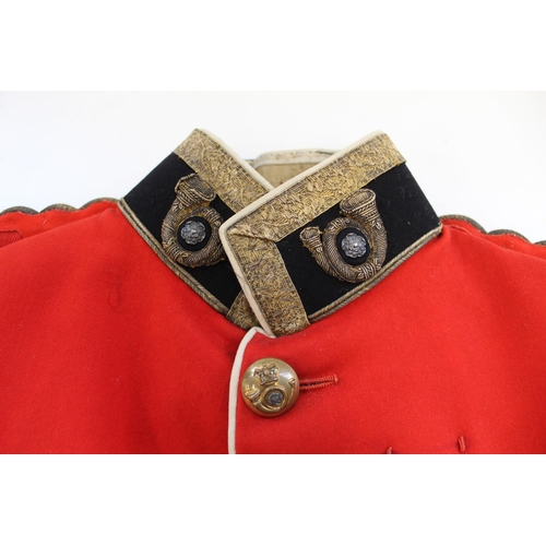 726 - Captain of the Kings Own Regiment Of Yorkshire Scarlet Tunic. With Regimental buttons collar badges ... 