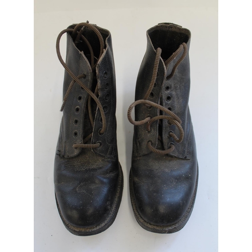 731 - Pair of military issue boots. Size7.6 dated 1981 with leather sole and heels