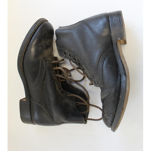 731 - Pair of military issue boots. Size7.6 dated 1981 with leather sole and heels