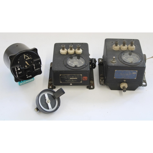 852 - Two WWII era US military Antenna Relay Units (BC-442-A and type CBY-29125), US Army Signal Corps Con... 