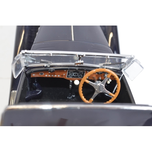 226 - Boxed 1/16 large scale highly detailed 1931 Bugatti Royale Coupe De Ville, mint condition (very smal... 