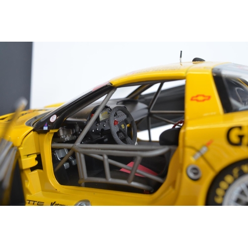 Autoart Racing Division 1/18 scale highly detailed Corvette C5-R