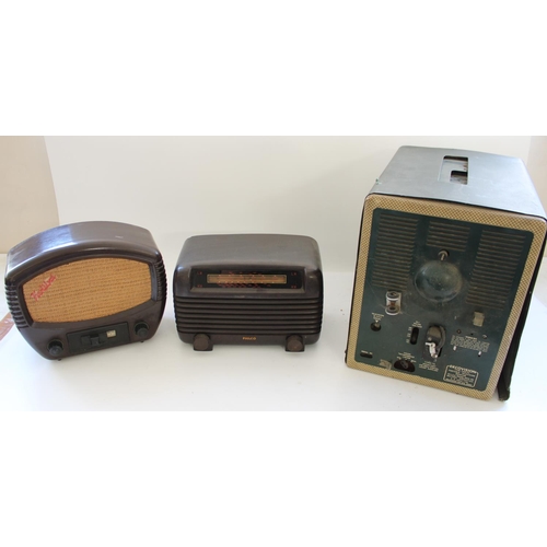 980 - Ekco Ekcovision type TMB 272 portable television receiver, Philco brown bakelite radio receiver and ... 