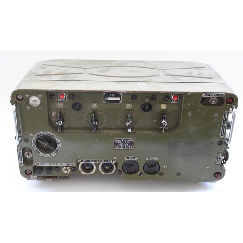 921 - Mid to late C20th Chinese export type 889 armoured vehicle radio transceiver