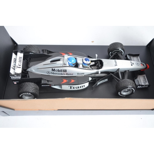 287 - Minichamps (Paul's Model Art) 1/18 scale limited edition diecast Formula 1 McLaren Mercedes MP4-98T ... 