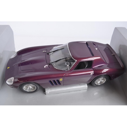 292 - 5x boxed diecast 1/18 scale Ferrari car models to include Eagle's Race 250 GTO 64 (some damage to ch... 