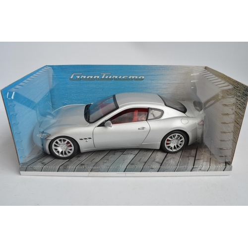 298 - 6x boxed diecast 1/18 scale Lamborghini and Maserati car models to include Burago Maserati 3200 GT (... 