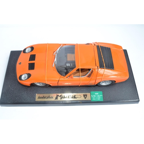 298 - 6x boxed diecast 1/18 scale Lamborghini and Maserati car models to include Burago Maserati 3200 GT (... 