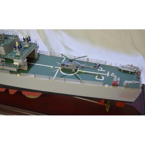 122 - Large well built cased 1/96 scale static model of the Royal Navy batch 2 updated Exocet equipped Lea... 