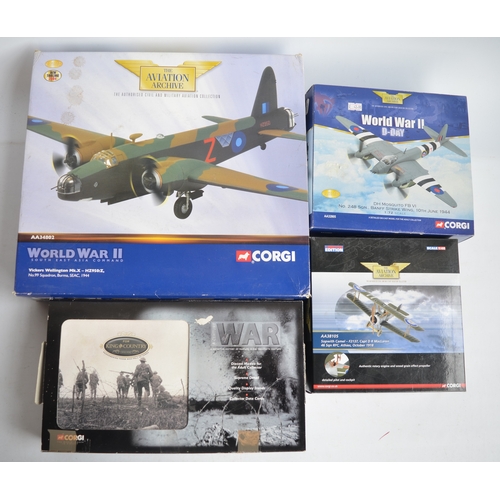 118 - Corgi Aviation Archive 1/72 scale AA34802 Vickers Wellington (model in dusty but good overall condit... 