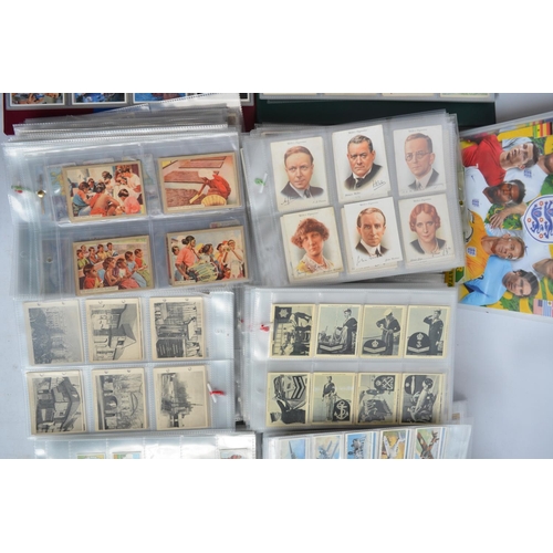 660 - Extensive collection of cigarette cards incl. John Player, Gallaher, Barratt, Kensitas Flowers, Will... 