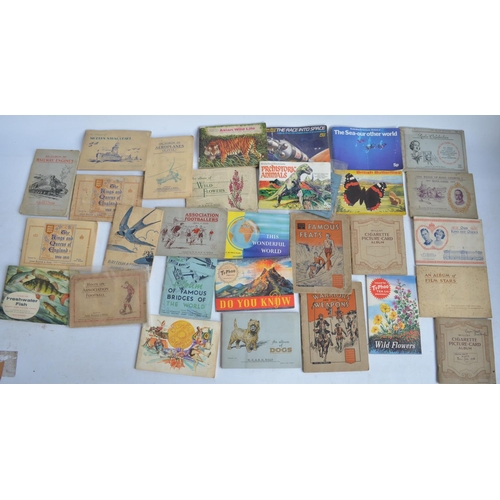 662 - Extensive collection of cigarette and trade cards, modern and vintage incl Co-op, Typhoo Tea, Gallah... 