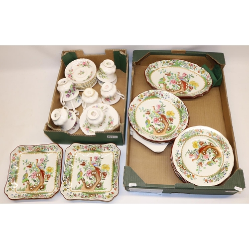 147 - Collection of Spode Copeland for Waring & Gillow bowls and plates decorated with birds, and a quanti... 