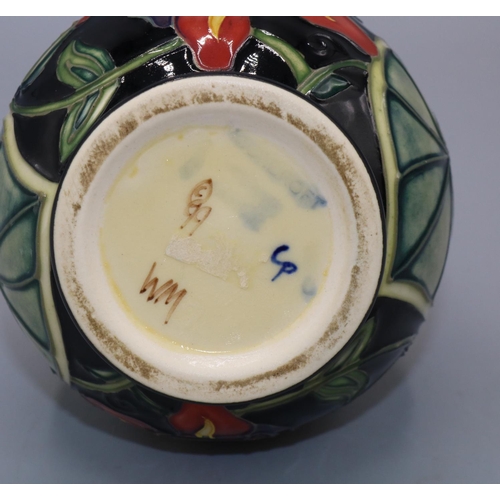 217 - Moorcroft Pottery: Palmata pattern ovoid vase, dated '99, H14cm