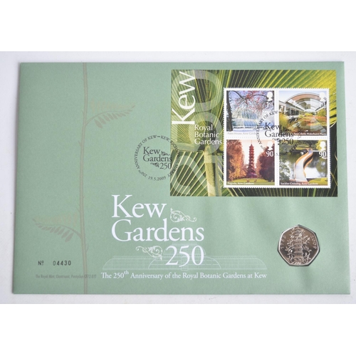 669 - Royal Mint 2009 Kew Gardens FDC with Kew 50 pence piece.