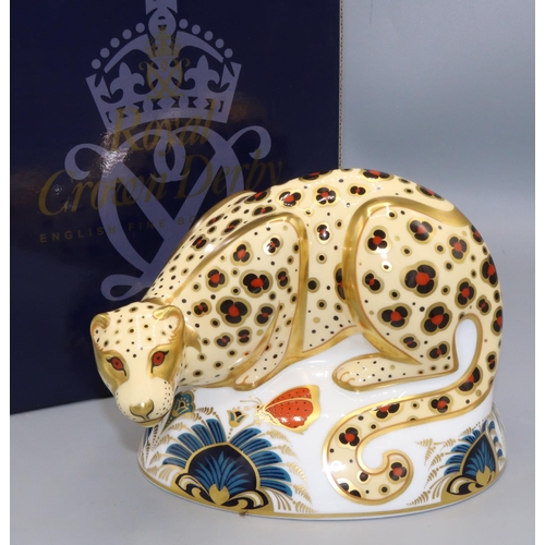 351 - Royal Crown Derby paperweight: Endangered Species -Savannah Leopard, ltd. ed. 150/1000, issued for S... 