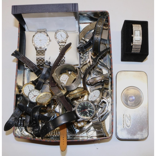 871 - Seiko gold plated quartz wristwatch with date, movement reference 7N22, serial no. 172674 and a quan... 