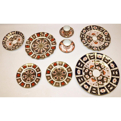 372 - Collection of Royal Crown Derby Imari ware, comprising five plates max. D27cm, shallow bowl, and two... 