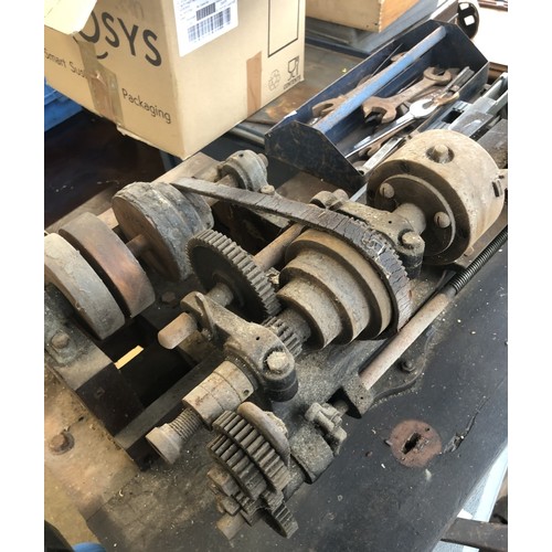 804 - Vintage metal workers lathe, a/f on own bench, Lathe  approx. 80cm x 30cm, bench H100cm W92cm D46cm