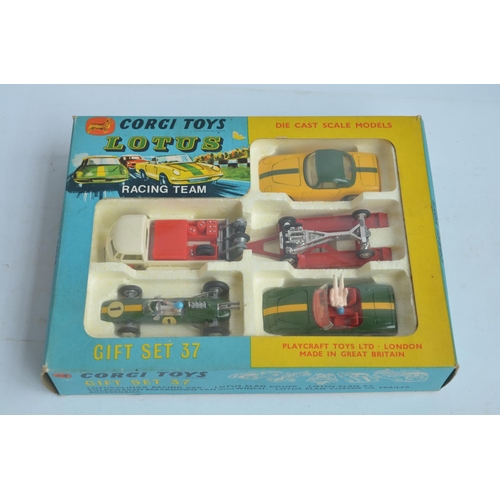 491 - Vintage boxed Corgi Toys Lotus Racing Team Gift Set No37. Models in outstanding condition, box excel... 