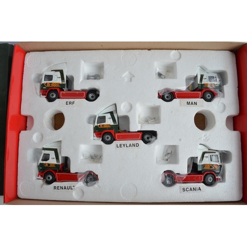 498 - Corgi 1/50 scale Eddie Stobart limited edition 30th Anniversary 5 cab set 76901 (2903/4000). Content... 